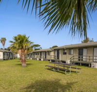 Wollongong Surf Leisure Resort - Holiday Cairns