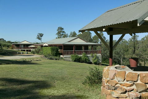North Lodge Cottages - Holiday Cairns 5