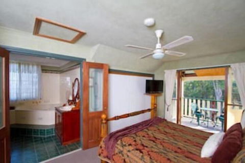 Bimbadeen Mountain Retreat - Holiday Cairns 3