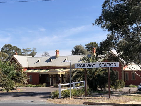 Queanbeyan Motel - Holiday Cairns 5