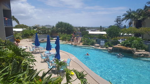 Endless Summer Resort - Holiday Cairns 1