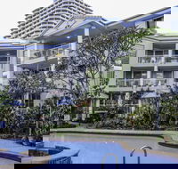Surfers Beach Holiday Apartments - Holiday Cairns