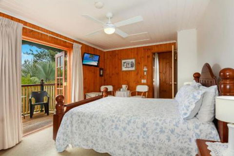 Peppertree Cottage - Holiday Cairns 2