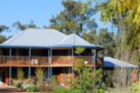 Riverwood Retreat - Holiday Cairns 0