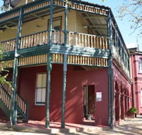 Leura House - Holiday Cairns