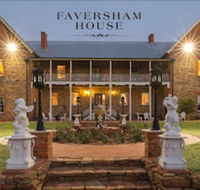Faversham House - Holiday Cairns