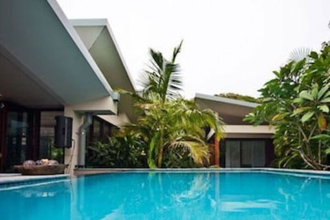 A PERFECT STAY - Pavilion 2 At Broken Head - Holiday Cairns 1