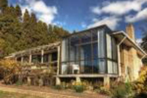 Derwent Vista - Holiday Cairns 0