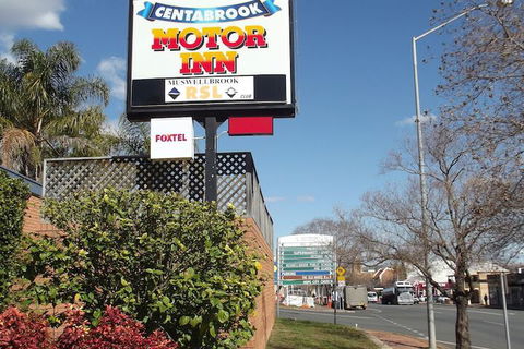 Centabrook Motor Inn - Holiday Cairns 2