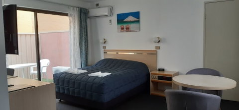 Abel Tasman Motel - Holiday Cairns 2
