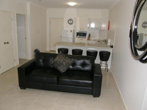 Emerald Western Gateway Motel - Holiday Cairns 5