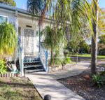 Bromyard Cottage - Holiday Cairns