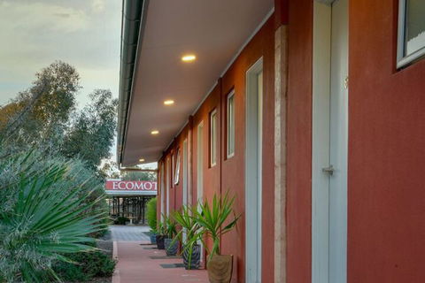 Crossroads Ecomotel - Holiday Cairns 3