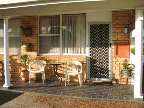 Harbour Foreshore Motel - Holiday Cairns 1