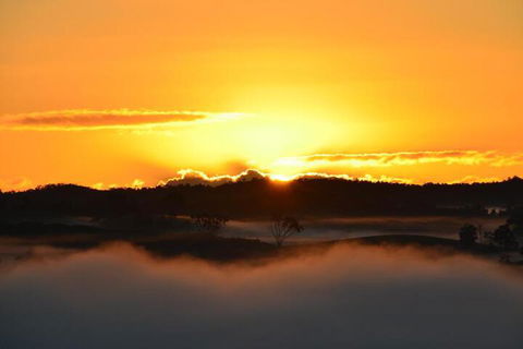 Tinaroo Sunset Retreat - Holiday Cairns 4