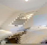 Two Bays Apartments - Holiday Cairns