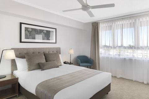 Oaks Mackay Carlyle Suites - Holiday Cairns 4