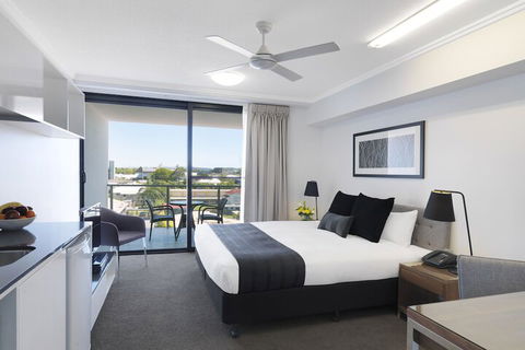Oaks Mackay Carlyle Suites - Holiday Cairns 5