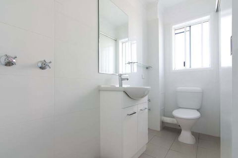 Burleigh Gold Coast Motel - Holiday Cairns 5