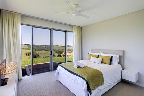 A PERFECT STAY - CapeView - Holiday Cairns 0