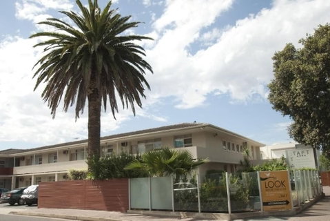 Taft Motor Inn - Holiday Cairns 1