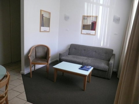 Taft Motor Inn - Holiday Cairns 6