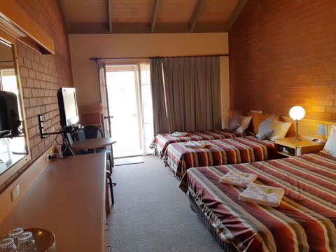 All Rivers Motor Inn - Holiday Cairns 5