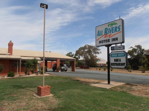 All Rivers Motor Inn - Holiday Cairns 1