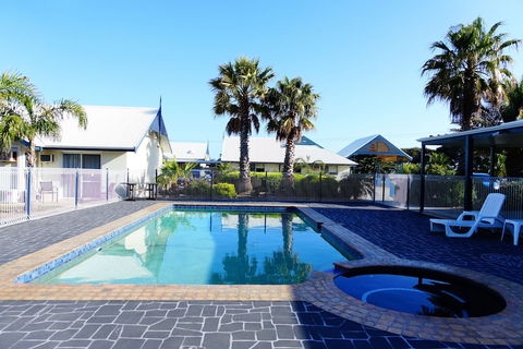 Torquay Tropicana Motel - Holiday Cairns 5