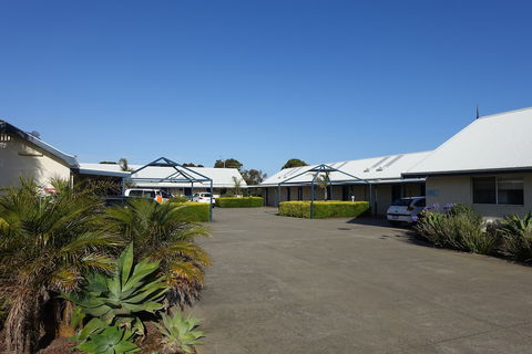 Torquay Tropicana Motel - Holiday Cairns 2