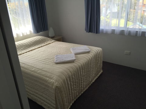 Mollymook Aquarius Apartments - Holiday Cairns 2