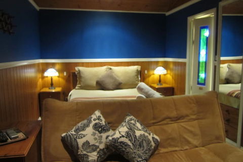 Willowlake Cottages - Holiday Cairns 5