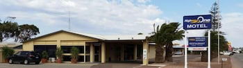 Highway One Motel Port Augusta - Holiday Cairns 0