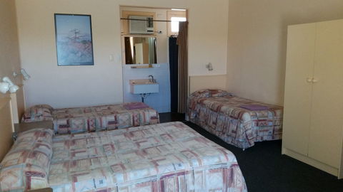 Highway One Motel Port Augusta - Holiday Cairns 2