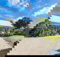 Beachfront Cottages Torquay - Holiday Cairns
