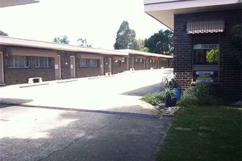 Tartan Motel - Holiday Cairns 2