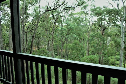Tangenong Cottages - Holiday Cairns 1
