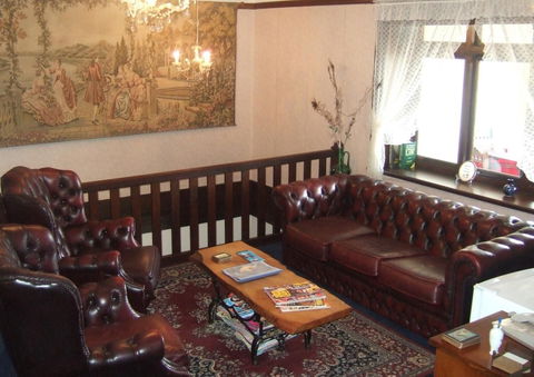 Colonial Accommodation At Undine - Holiday Cairns 2