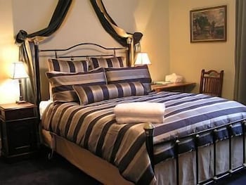 Colonial Accommodation At Undine - Holiday Cairns 4