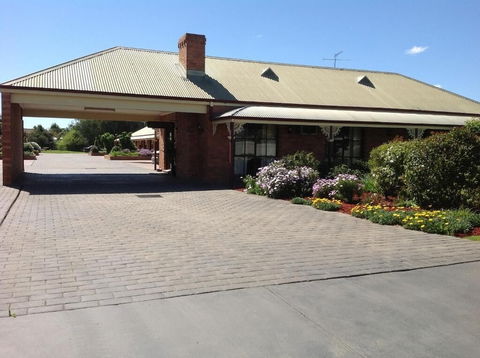 Philadelphia Motor Inn Echuca - Holiday Cairns 0