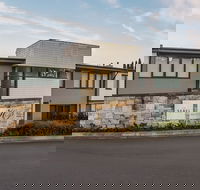 The Sebel Bowral Heritage Park - Holiday Cairns