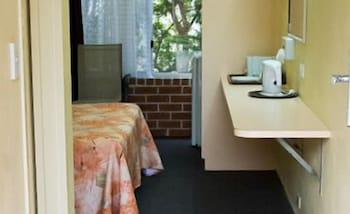 The Mullum Motel - Holiday Cairns 2