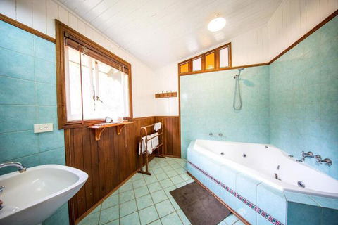 Foxwell Park Lodge & Restaurant - Holiday Cairns 1