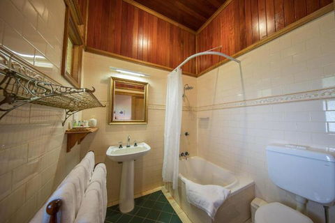 Foxwell Park Lodge & Restaurant - Holiday Cairns 5