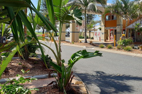 Main Beach Tourist Park - Holiday Cairns 1