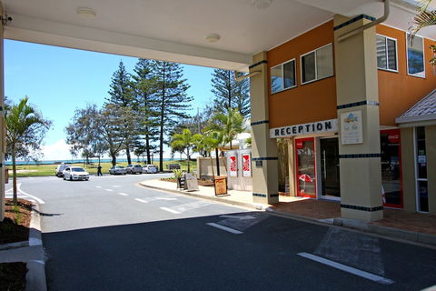 Main Beach Tourist Park - Holiday Cairns 5