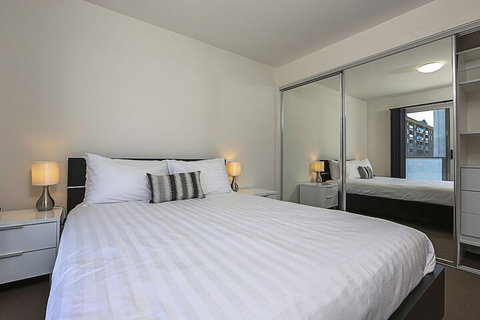 Accommodate Canberra - Braddon 33 - Holiday Cairns 2