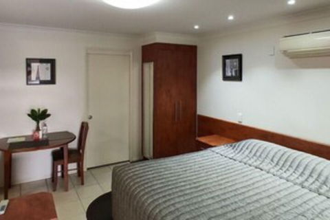 Motel Myall - Holiday Cairns 0