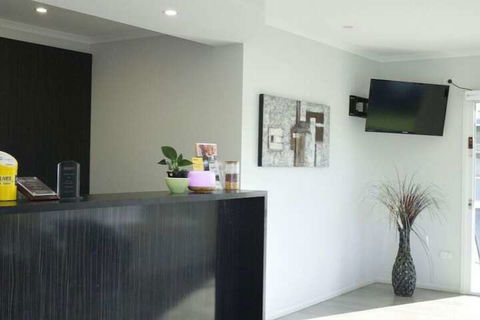 Motel Myall - Holiday Cairns 3