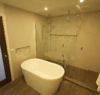 Mayfair Serviced Apartments - Holiday Cairns